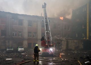 Aftermath of Drone Strike em Kharkiv